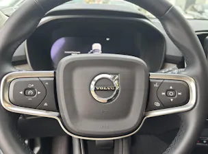 Volvo XC40 2.0 B4 MH Plus Dark