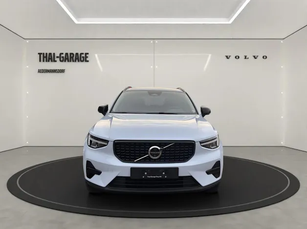 Volvo XC40 2.0 B4 MH Plus Dark
