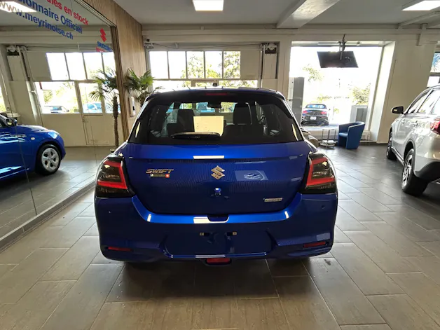 Suzuki Swift 1.2 Sakura Hybrid