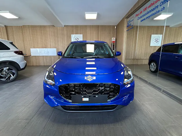 Suzuki Swift 1.2 Sakura Hybrid