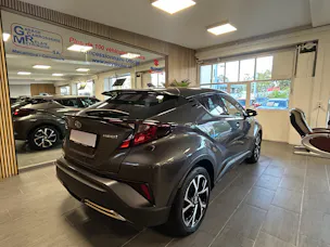 Toyota C-HR 2.0 VVTi HSD Trend