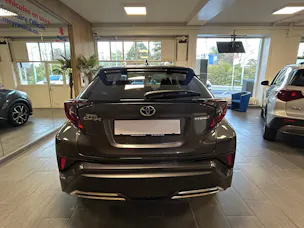 Toyota C-HR 2.0 VVTi HSD Trend