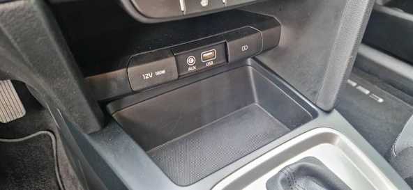 Fahrzeugbild 9 Fahrzeugbild 9