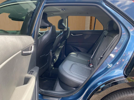 Fahrzeugbild 10 Fahrzeugbild 10