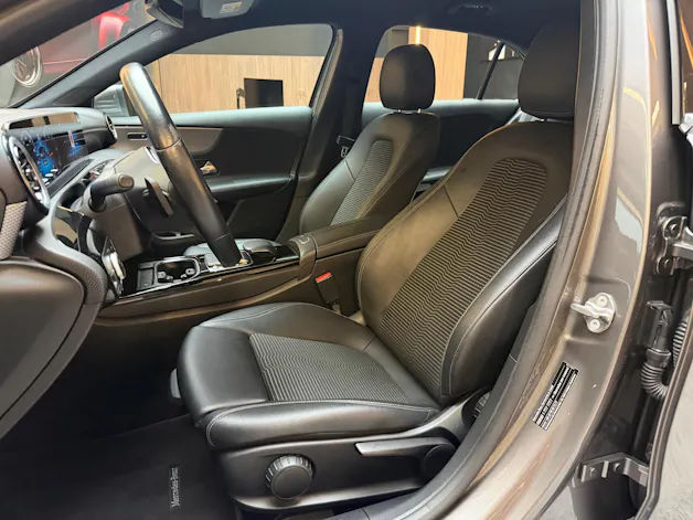 Mercedes-Benz A 200 d Progressive