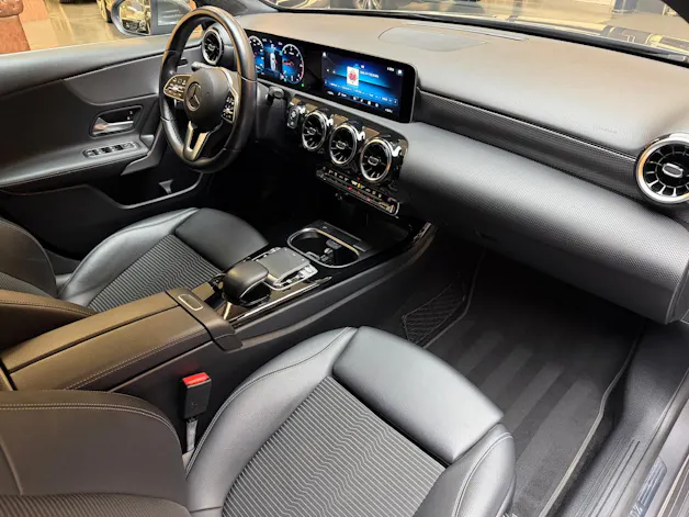 Mercedes-Benz A 200 d Progressive