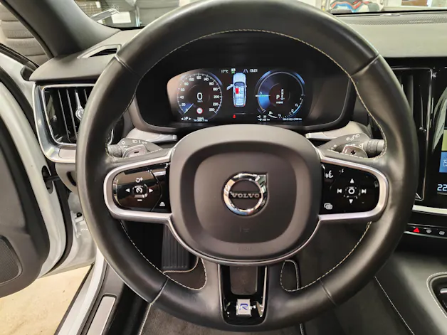 Volvo V60 2.0 T6 TE R-Design eAWD
