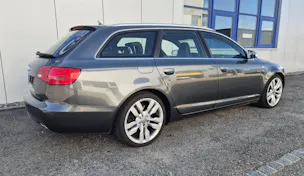 Audi S6 Avant 5.2 V10 quattro tiptronic