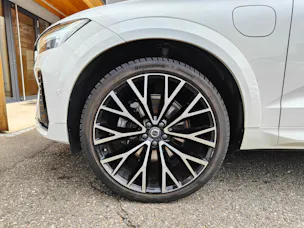 Volvo XC60 2.0 T6 TE R-Design eAWD