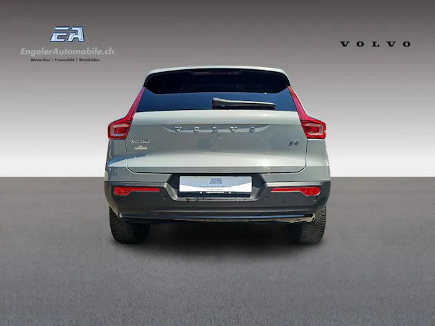 Volvo XC40 2.0 B4 MH Plus Dark