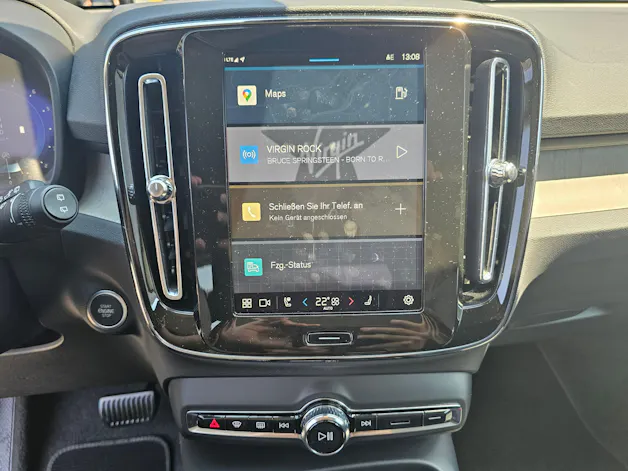 Volvo XC40 2.0 B4 MH Plus Dark