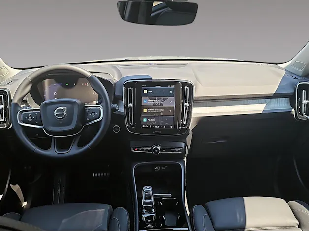 Volvo XC40 2.0 B4 MH Plus Dark