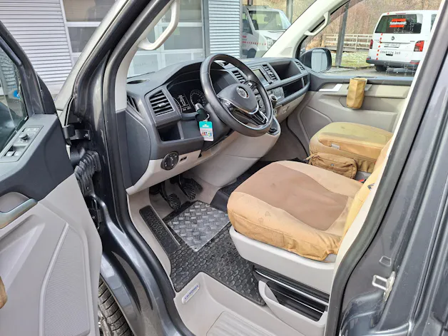 VW VW T6 California 2.0TDI Beach Liberty 4Motion - 6-Gang manuell, Diff. Sperre