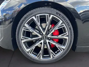 Audi A6 Avant e-tron quattro