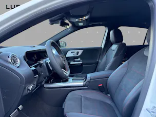 Mercedes-Benz GLA 250 4Matic 8G-DCT Swiss Star