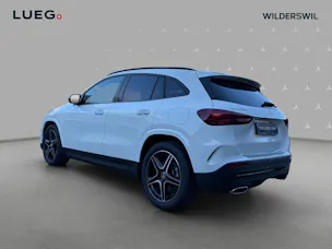 Mercedes-Benz GLA 250 4Matic 8G-DCT Swiss Star