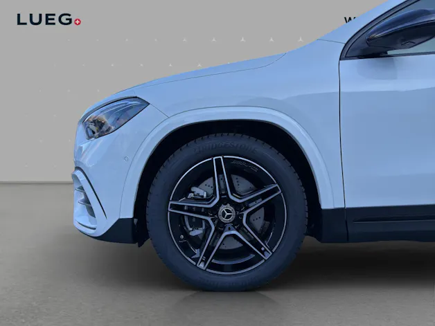 Mercedes-Benz GLA 250 4Matic 8G-DCT Swiss Star