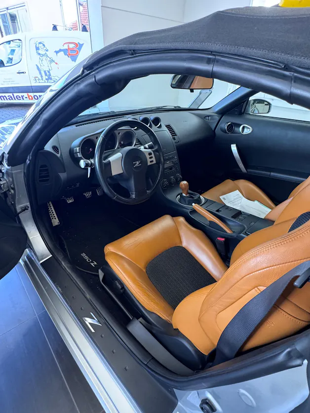 Nissan 350 Z Roadster Pack