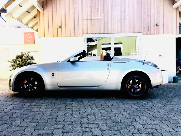 Nissan 350 Z Roadster Pack