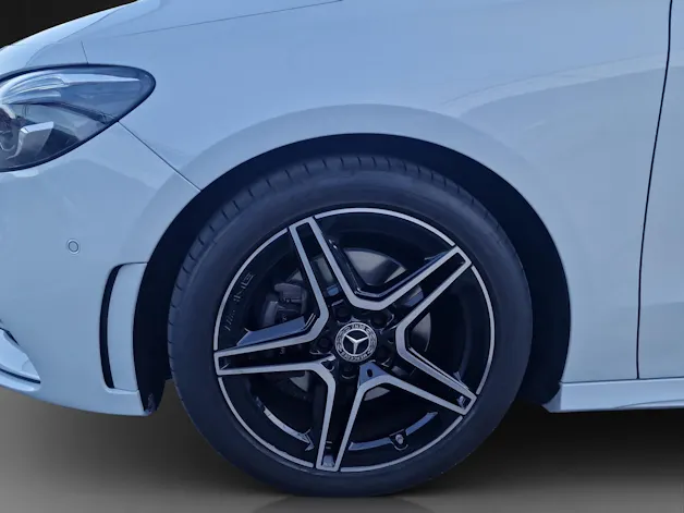 Mercedes-Benz B 200 AMG Line