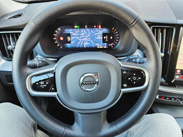 Volvo XC60 2.0 B5 MH Plus Dark AWD