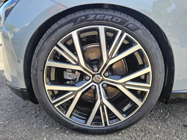 Volvo ES90 Ultra