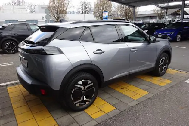 Peugeot 2008 1.2 PureTech Ac.Pack
