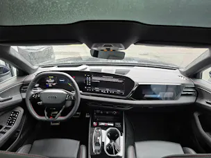 Audi A6 Avant TFSI quattro 270 kW S tronic