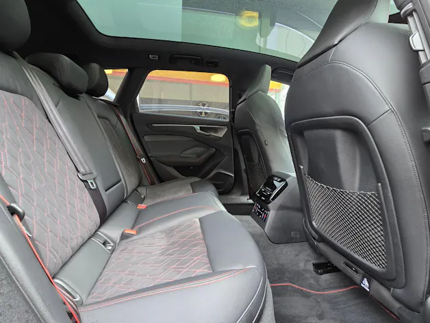 Audi A6 Avant TFSI quattro 270 kW S tronic