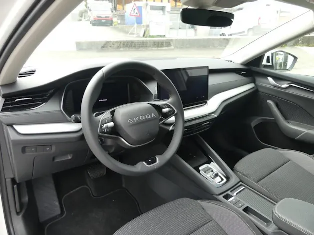 Škoda Octavia Combi 1.5 TSI mHEV DSG Dynamic