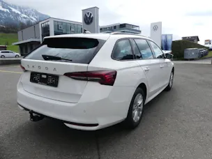 Škoda Octavia Combi 1.5 TSI mHEV DSG Dynamic