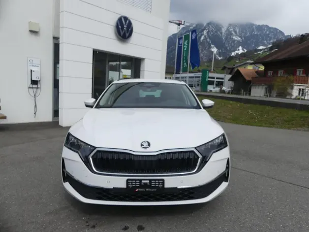 Škoda Octavia Combi 1.5 TSI mHEV DSG Dynamic