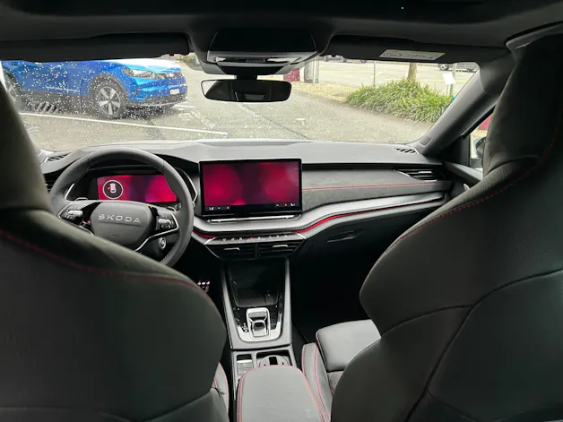 Škoda Octavia Combi 2.0 TSI DSG RS