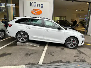 Škoda Octavia Combi 2.0 TSI DSG RS