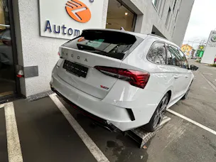 Škoda Octavia Combi 2.0 TSI DSG RS
