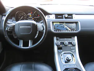 Land Rover Range Rover Evoque 2.0 TD4 SE Dynamic AT9