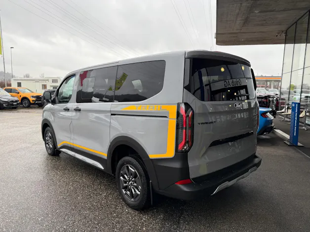 Ford Transit Custom Combi 320 L1H1 Trail Automat 4x4