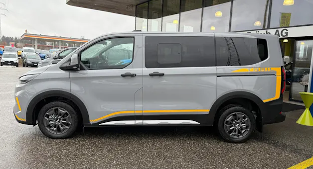 Ford Transit Custom Combi 320 L1H1 Trail Automat 4x4