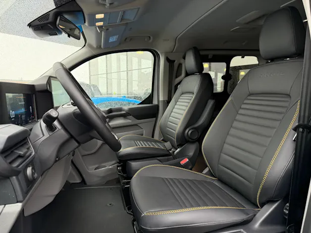 Ford Transit Custom Combi 320 L1H1 Trail Automat 4x4