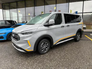Ford Transit Custom Combi 320 L1H1 Trail Automat 4x4