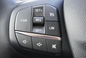 Ford Focus 1.0 MHEV Titanium X Automatic
