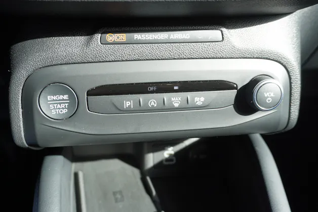 Ford Focus 1.0 MHEV Titanium X Automatic