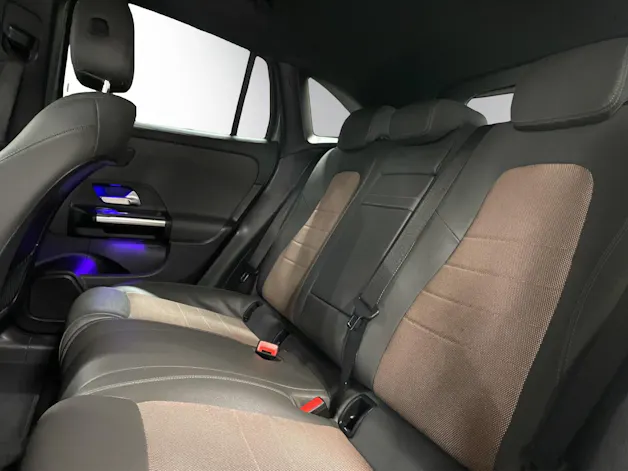 Mercedes-Benz EQA 300 4Matic