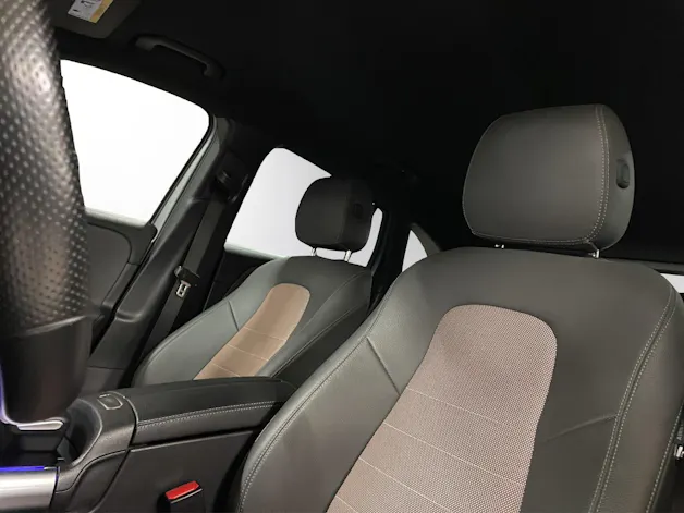 Mercedes-Benz EQA 300 4Matic