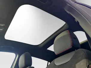 Mercedes-Benz GLA 220 4Matic 8G-DCT