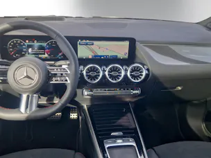 Mercedes-Benz GLA 220 4Matic 8G-DCT