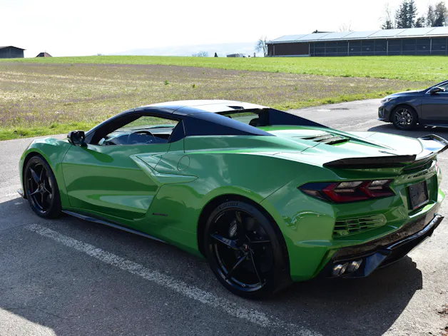 Chevrolet Corvette C8 E-Ray MY2026