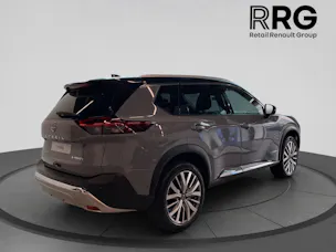 Nissan X-Trail 1.5 VC-T e-Power 4WD 7 Sitze Tekna+