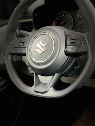 Suzuki Swift 1.2 1st Edition Hybrid CVT