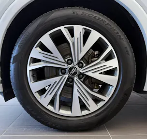 Audi Q4 e-tron 45 quattro